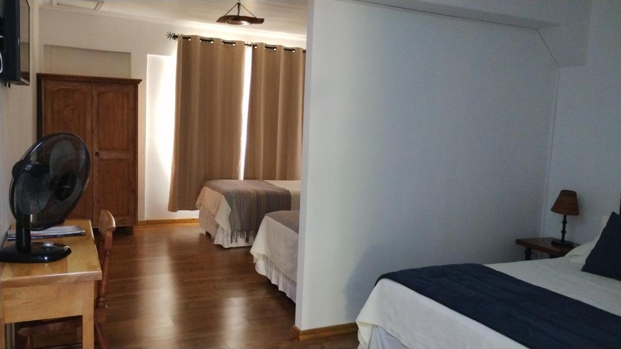 Hostal Petit Verdot Санта-Крус Номер фото