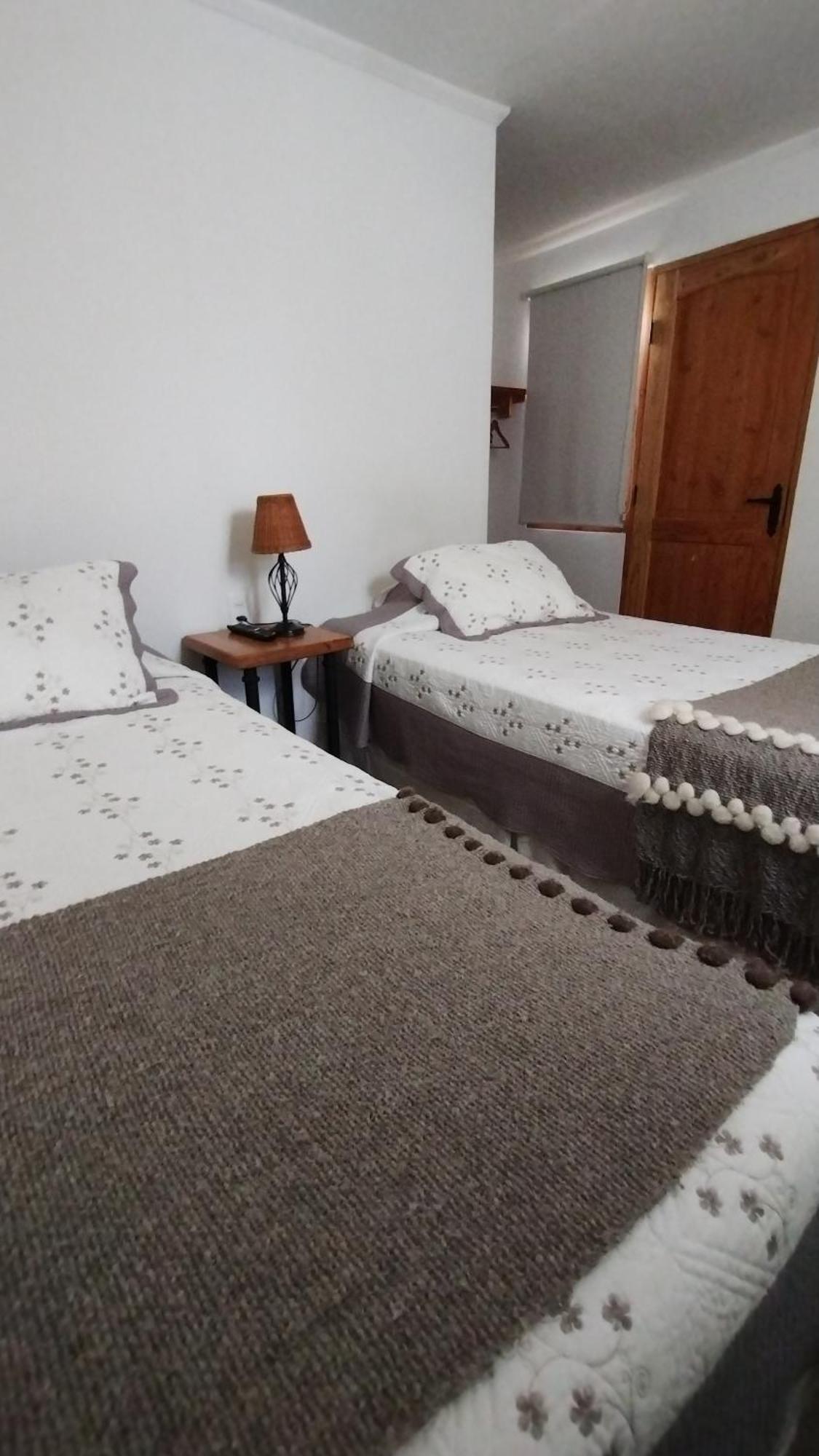 Hostal Petit Verdot Санта-Крус Номер фото